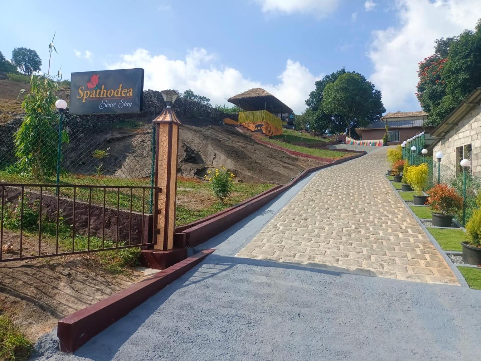 Spathodea Vagamon Exterior photo